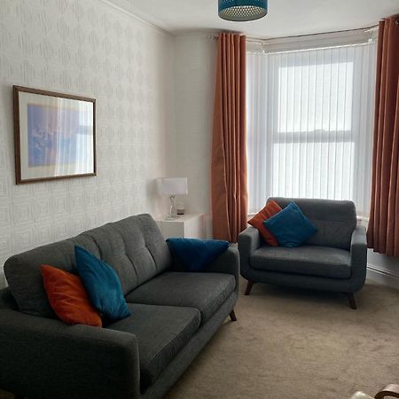 39 Cowley Road Villa Liverpool Dış mekan fotoğraf