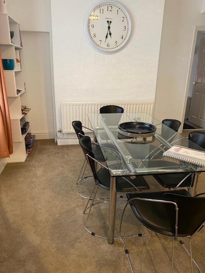39 Cowley Road Villa Liverpool Dış mekan fotoğraf