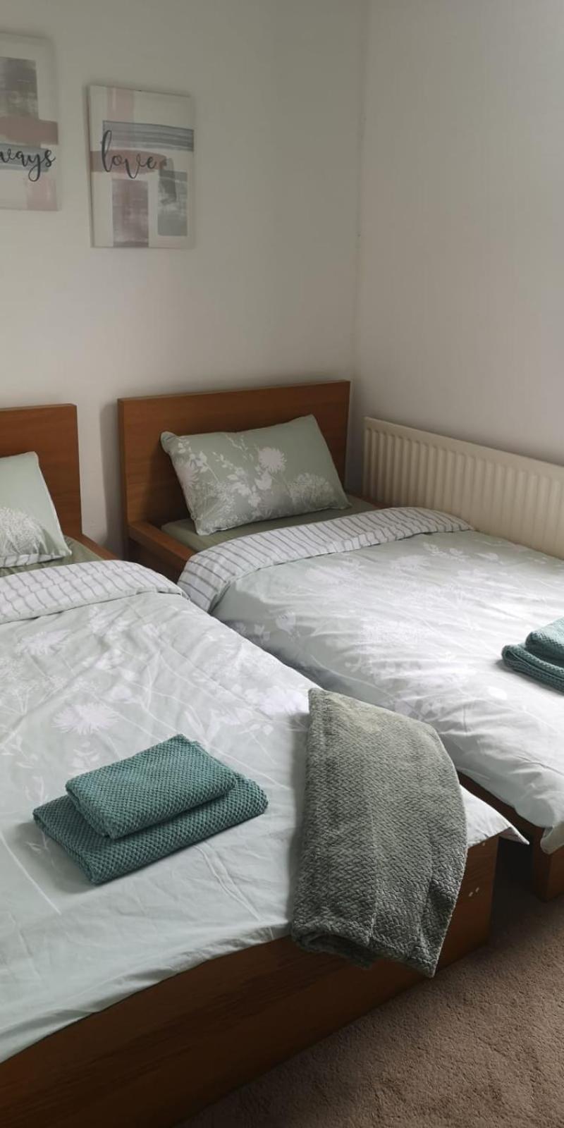 39 Cowley Road Villa Liverpool Dış mekan fotoğraf